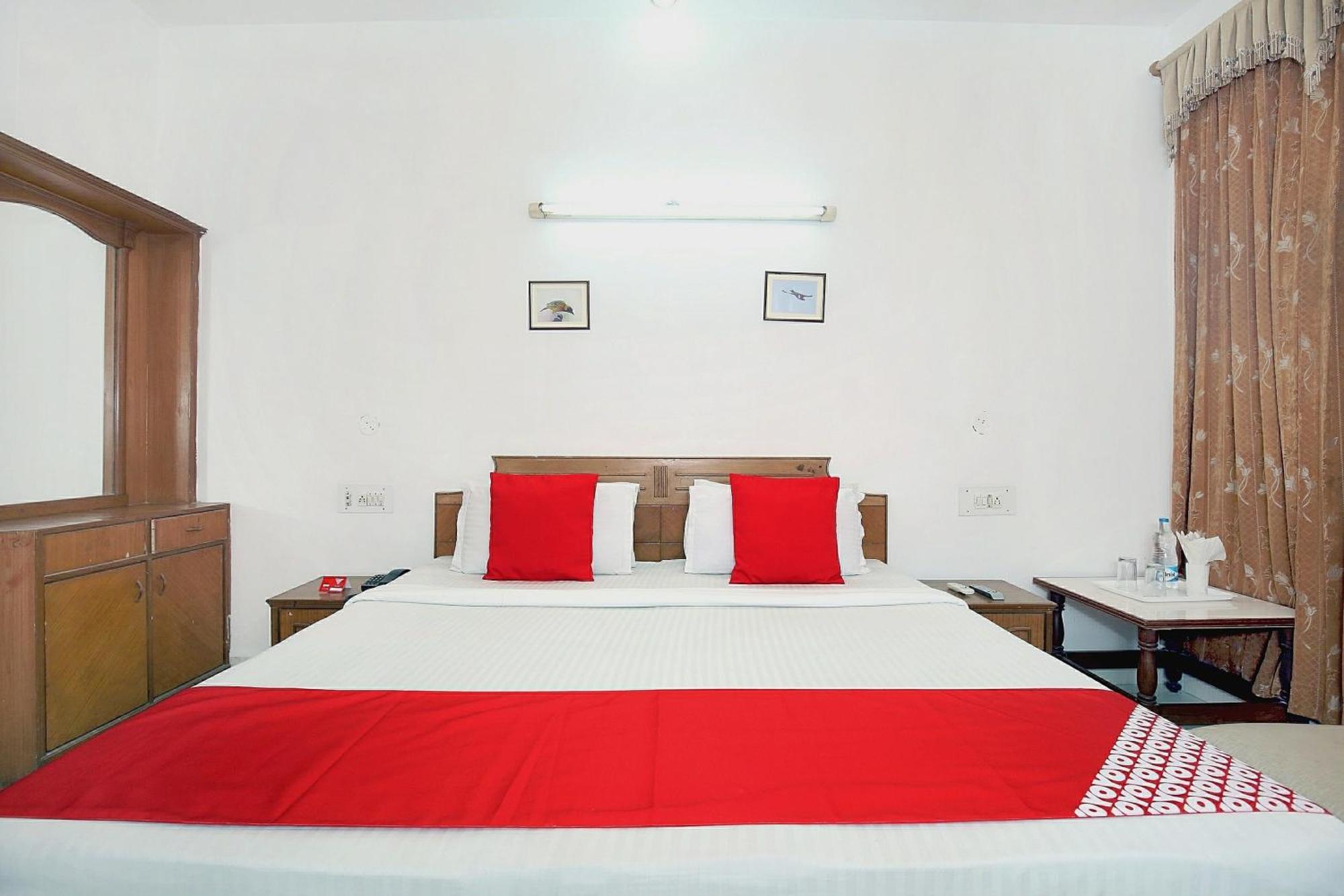 Hotel O Queensland أمريتسار المظهر الخارجي الصورة